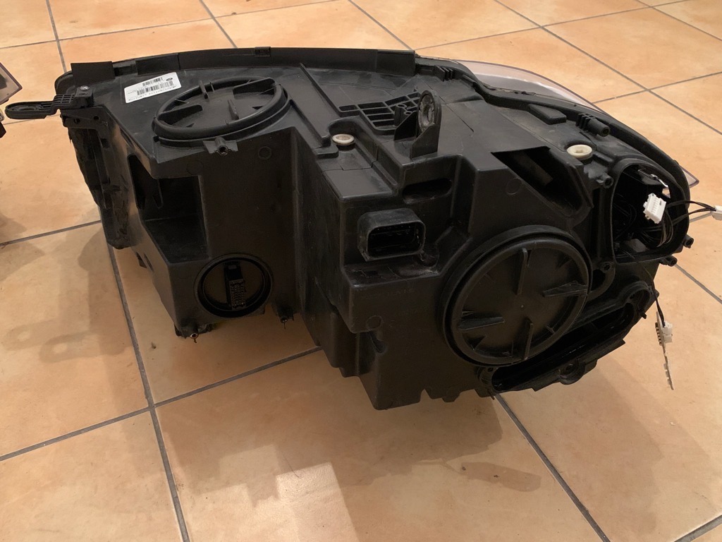 BMW X5 X6 F15 F16 F85 F86 Adaptive LED 7424171 / 7424172 (sin modulos) - Imagen 7