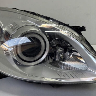 Mercedes B-Clase W245 OE A1698204661 Xenon